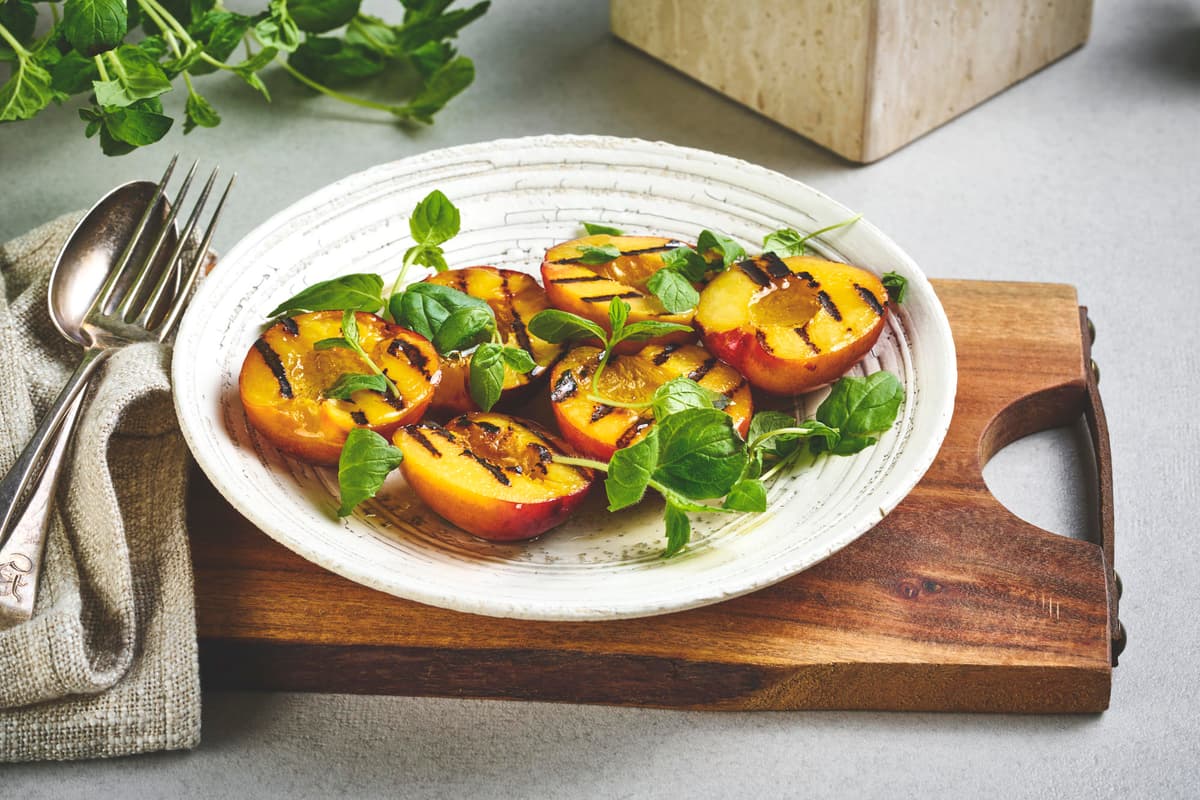 Grillet nektarin med vinaigrette