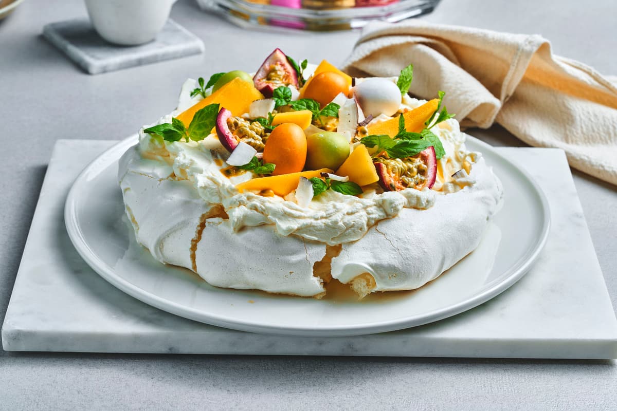 Easter Pavlova