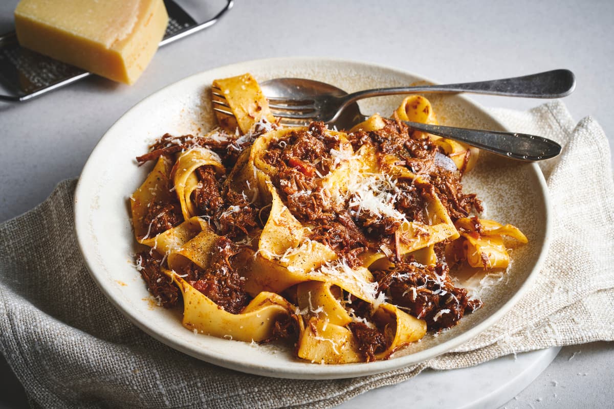 Pasta med ragu av høyrygg