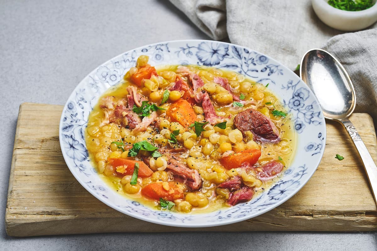 Norwegian Pea Soup with Pork Knuckle