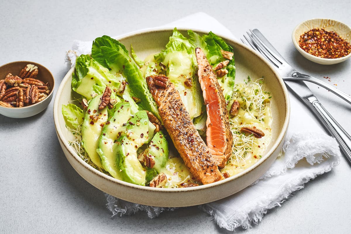 Salad with Pan Fried Salmon and Avocado