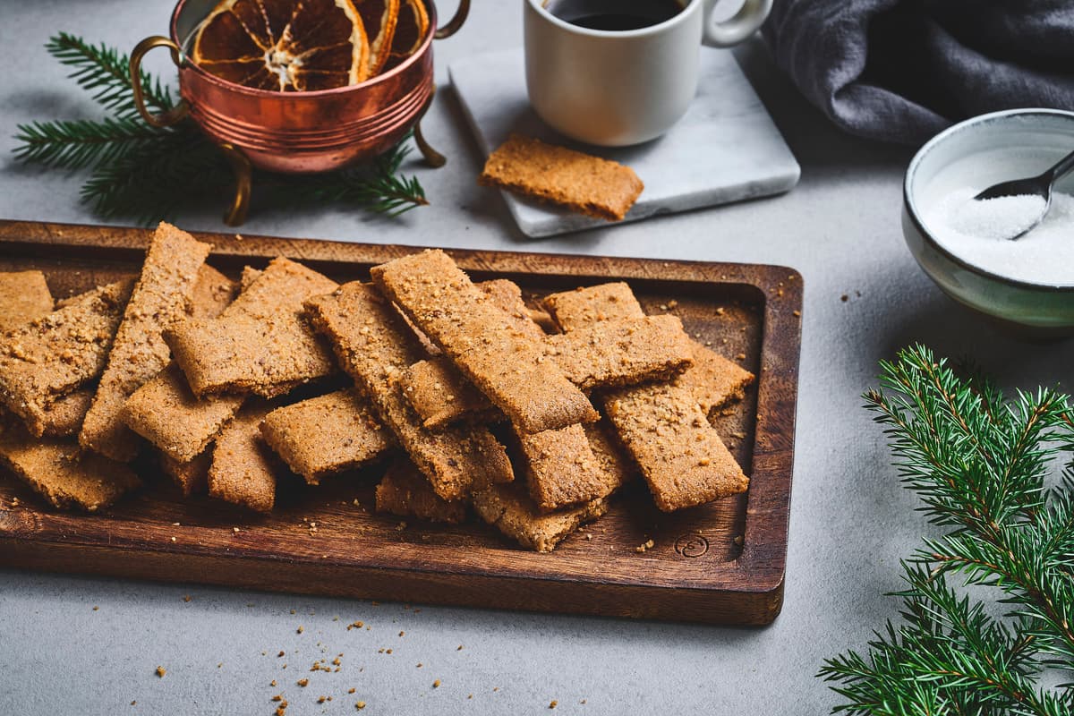 Norwegian Brown Sticks
