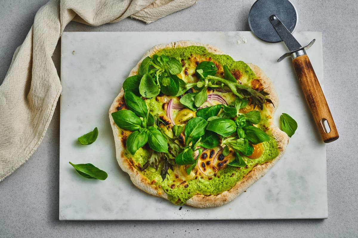 Vegetarpizza med squashsaus
